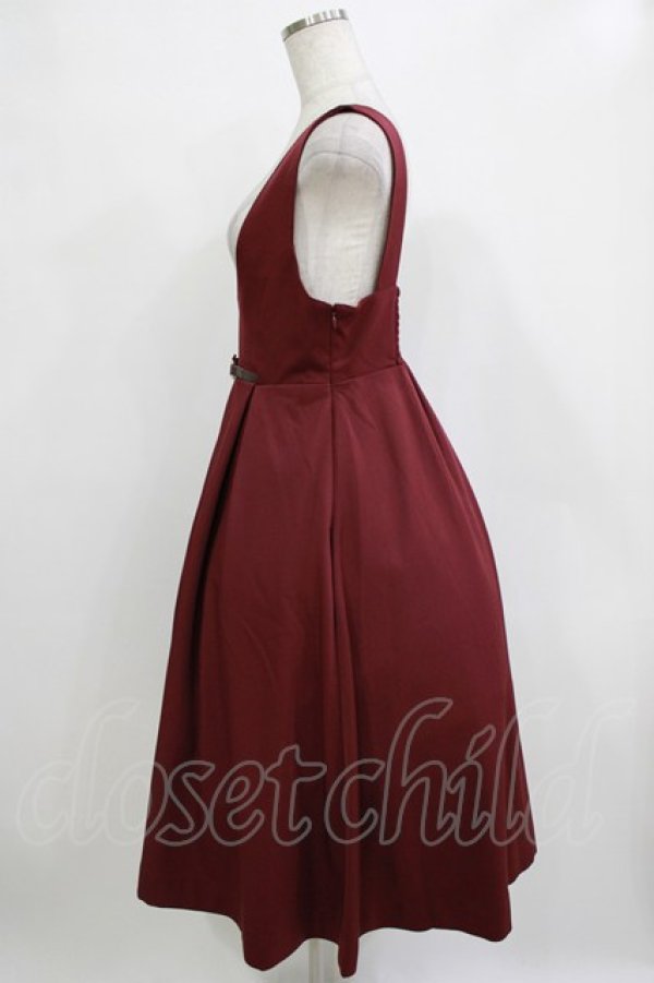 画像2: F i.n.t / チェーンビット使いディープVネックジャンパースカート Free Bordeaux H-25-12-27-1016-CA-OP-NS-ZH (2)