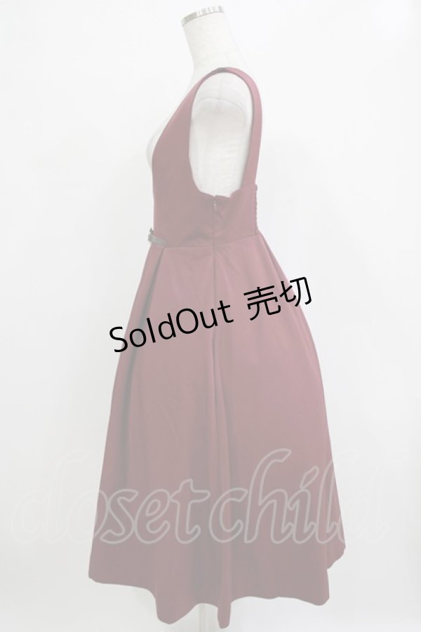 画像2: F i.n.t / チェーンビット使いディープVネックジャンパースカート Free Bordeaux H-25-12-27-1016-CA-OP-NS-ZH (2)