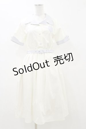 画像: Fi.n.t / クレリック開衿ワンピース/シナモロール Free OFF×BL H-26-01-03-076-CA-OP-NS-ZH