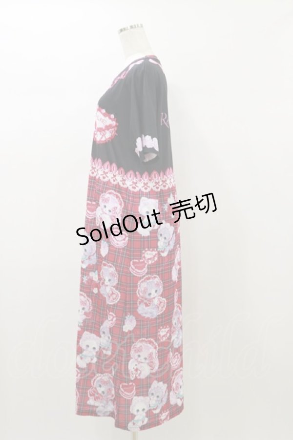 画像3: Royal Princess Alice / Cute Strawberry Cat 飴ノ森ふみかコラボ カットソーワンピース Free ブラック H-26-01-03-079-LO-OP-NS-ZH (3)
