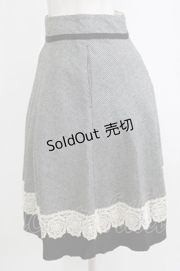 画像2: Jane Marple / ブリティッシュウールレーストリミングスカート  ブラック H-26-01-04-032-JM-SK-KB-ZH (2)