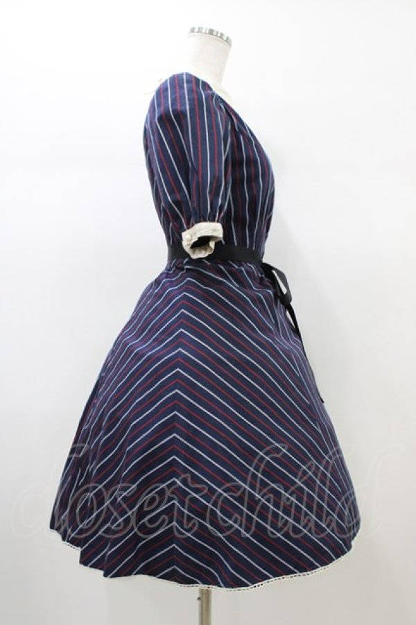 画像3: Victorian maiden / レジメンタルストライプインタックリボンドレス Free ネイビー H-26-01-04-1030-CL-OP-NS-ZH (3)