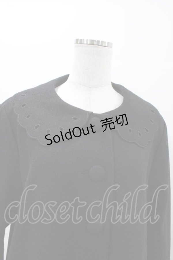 画像3: Fi.n.t / カットワーク衿コート Free ブラック H-26-01-04-1063-CA-CO-NS-ZH (3)