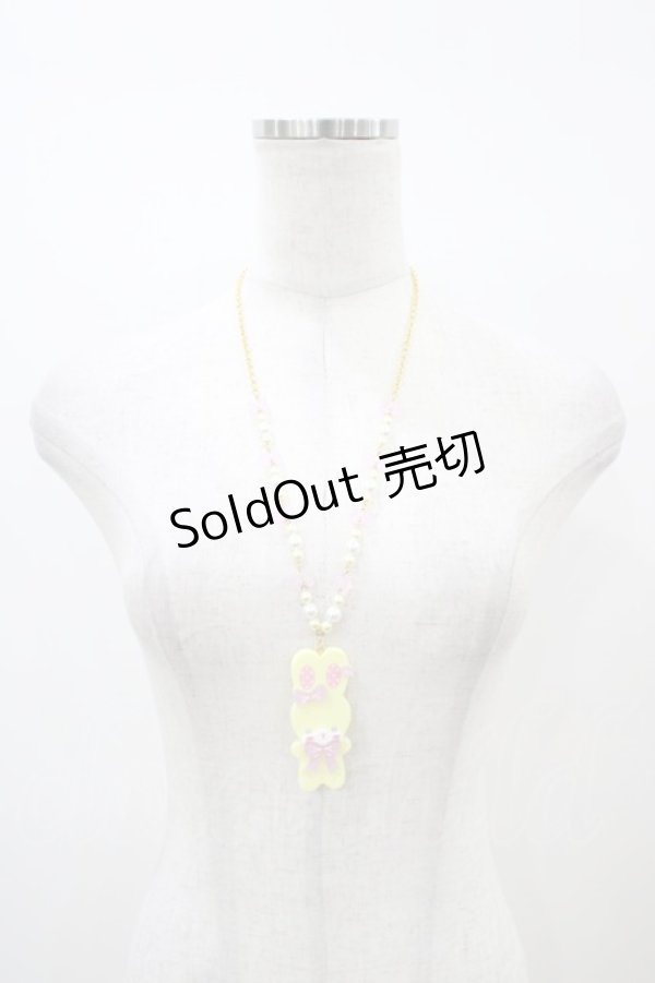 画像2: Angelic Pretty / Fancyリリカルバニーネックレス  イエロー H-26-01-05-1033-AP-AC-NS-ZH (2)