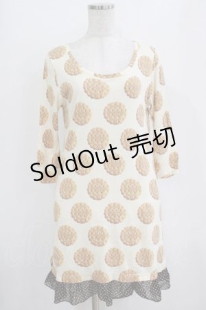 画像: Emily Temple cute / ビスケット水玉フリル付カットソーワンピース  オフ H-26-01-06-030-ET-OP-KB-ZH