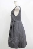 画像2: Fi.n.t / エンブレム釦プリーツジャンパースカート Free グレー H-26-01-07-027-CA-OP-NS-ZH (2)