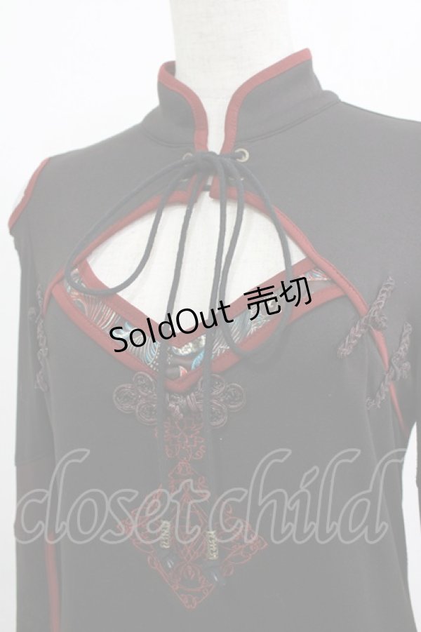 画像4: Ozz oneste / チャイナボタンアシメロングカットソー  ブラック H-26-01-09-1017-OO-TO-KB-ZH (4)