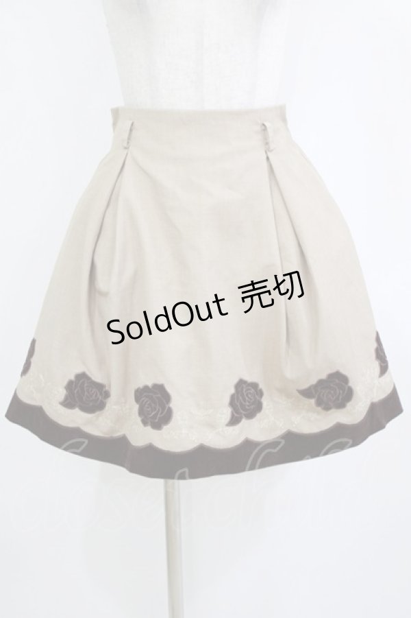 画像1: axes femme POETIQUE / 薔薇ベロア刺繍ミニスカート M ベージュ H-26-01-10-1025-AX-SK-NS-ZH (1)