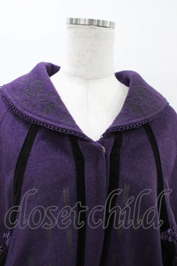 画像4: Ozz oneste / 矢絣プリント入り和風マント  紫 H-26-01-10-015-OO-JA-KB-ZH (4)