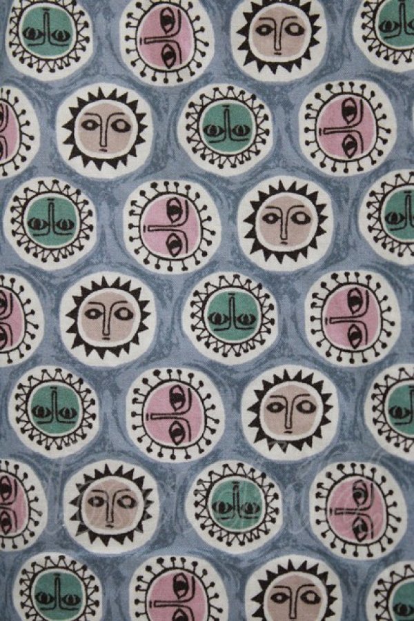 画像4: Jane Marple Dans Le Salon / Noon shoulder frill blouse  blue grey H-26-01-14-062-JM-BL-KB-ZH (4)