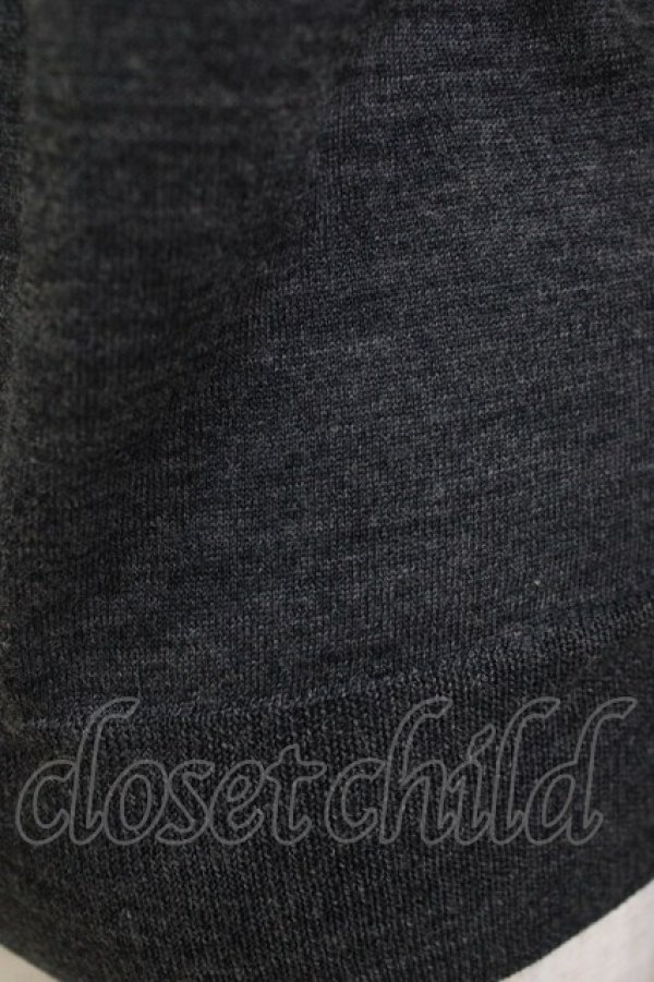 画像4: Jane Marple / クラウン刺繍のレイヤード風カーディガン  グレー H-26-01-14-070-JM-TO-KB-ZH (4)