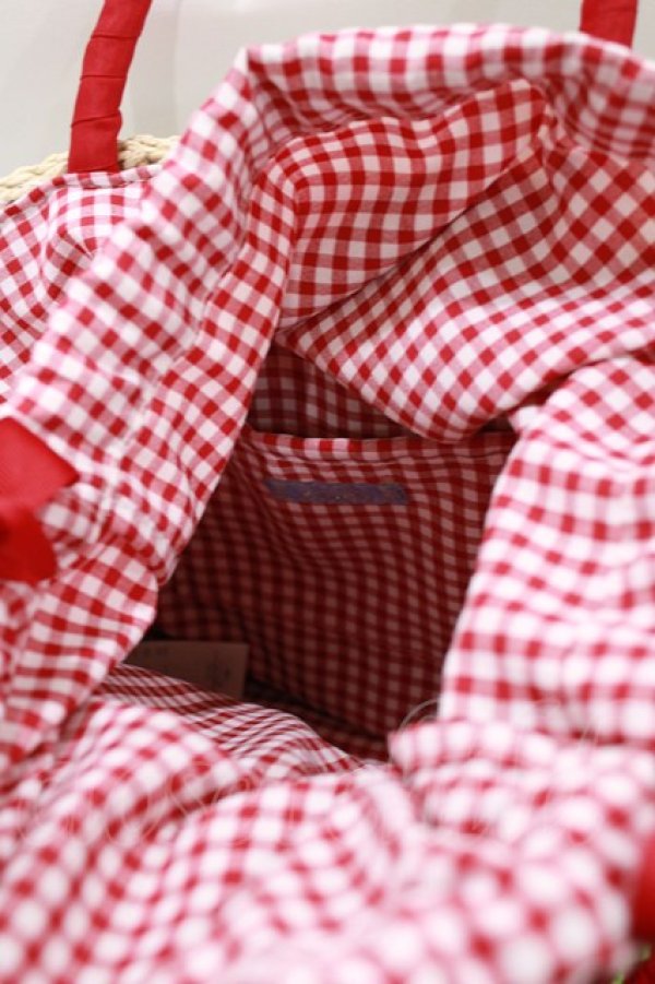 画像2: axes femme Kawaii / いちごあみぐるみ付カゴバッグ  ナチュラル×赤 H-26-01-16-057-AX-BG-YZ-ZH (2)