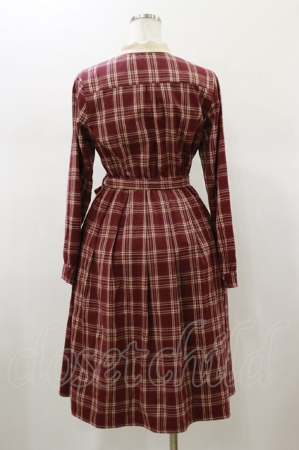 画像2: Fi.n.t / クレリックボウタイチェックワンピース Free Bordeaux H-26-01-17-061-CA-OP-NS-ZH (2)