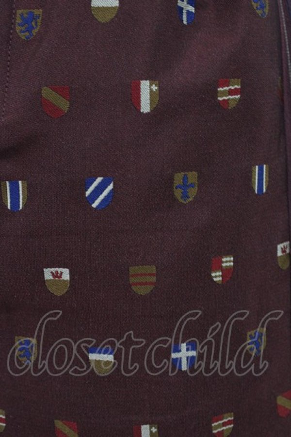 画像3: Jane Marple / エンブレムジャガードとレジメンのジャンパースカート  ボルドー H-26-01-18-1039-JM-OP-KB-ZH (3)