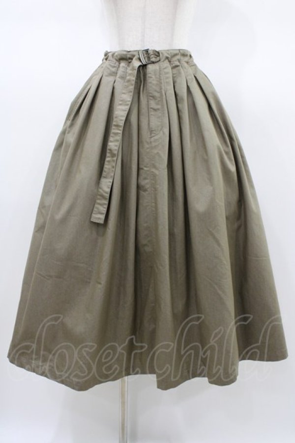 画像1: INGEBORG / クールモーションツイルタックスカート 9号 サンドベージュ H-26-01-19-1042-LO-OP-NS-ZH (1)