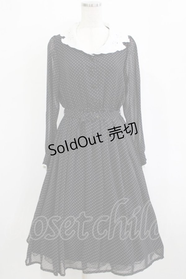 画像1: Fi.n.t / カットワーク開衿ドット柄ワンピース Free ブラック H-26-01-20-010-CA-OP-NS-ZH (1)