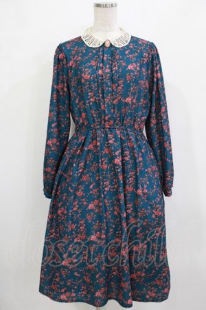 画像: an another angelus / カメオブローチ付き壁紙花柄ワンピース Free GREEN H-26-01-20-015-CA-OP-NS-ZH