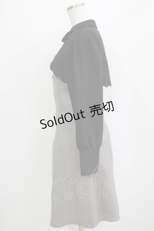 画像2: Fi.n.t / スカラップ使いレイヤードチェックワンピース Free BLACK×GY H-26-01-20-024-CA-OP-NS-ZH (2)