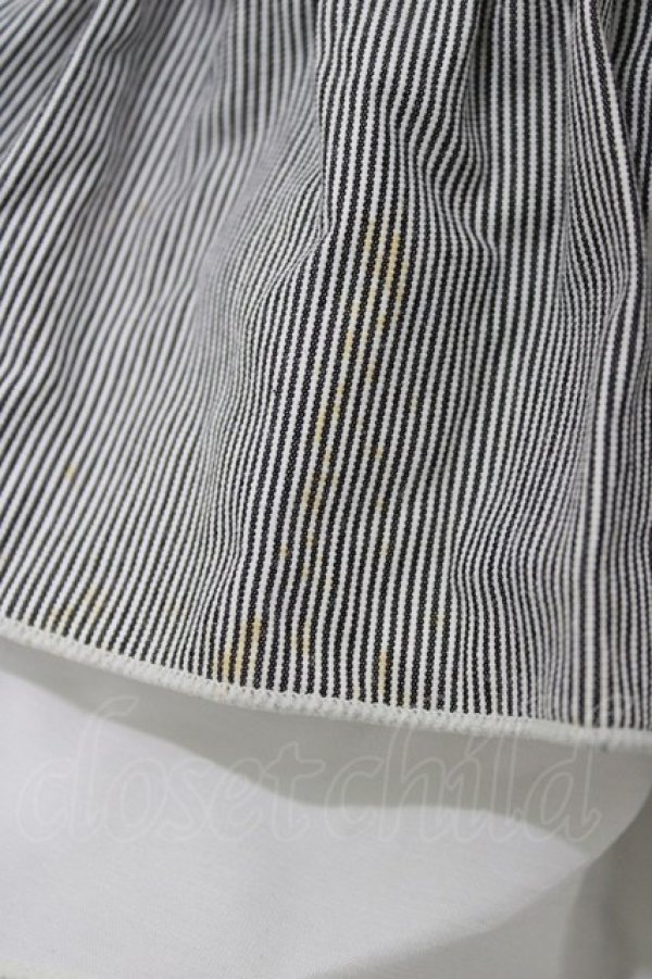 画像4: ATELIER PIERROT / ストライプバッスルコルセットスカート  ブラックストライプ H-26-01-21-008-EL-SK-KB-ZH (4)