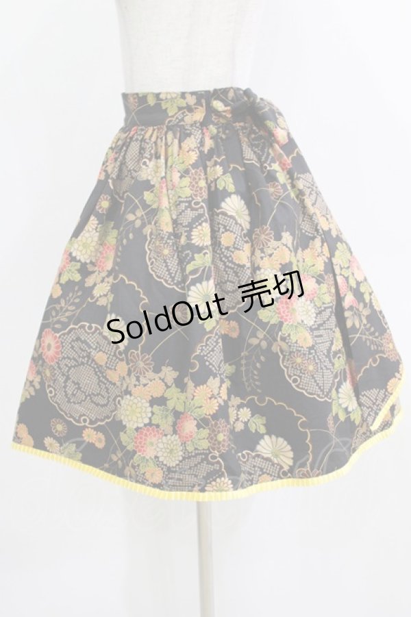 画像2: metamorphose / 和柄フリルリボンスカート Free ブラック H-26-01-22-1018-ME-SK-NS-ZH (2)