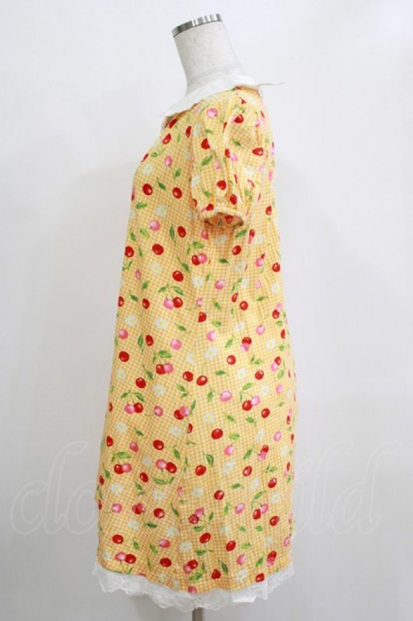 画像2: Heart E / ギンガムチェリーワンピース Free イエロー H-26-01-23-083-LO-OP-NS-ZH (2)