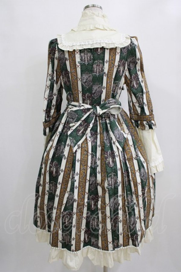 画像4: ALICE and the PIRATES / St.Lily Wolf〜狼騎士と百合の誓い〜柄ワンピース Free グリーン H-26-01-24-005-PA-OP-NS-ZH (4)