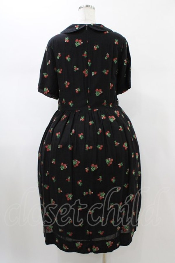 画像2: Jane Marple / Strawberry jacquard colette dress  ブラック H-26-01-25-1033-JM-OP-KB-ZH (2)