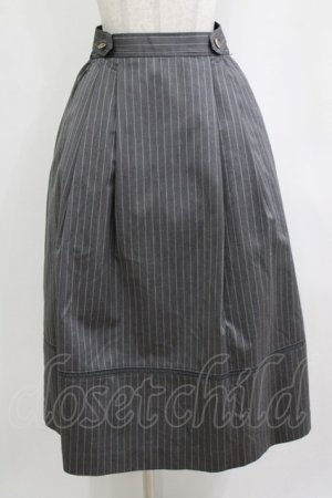 画像: Jane Marple / British stripe tea house skirt  gray-stripe H-26-01-25-016-JM-SK-KB-ZH