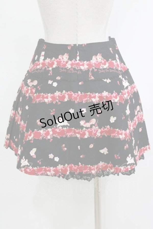 画像3: BABY,THE STARS SHINE BRIGHT / Pomme rouge〜うさぎとりすのりんごの森〜柄プリーツスカート Free ブラック H-26-01-26-1003-BA-SK-NS-ZH (3)