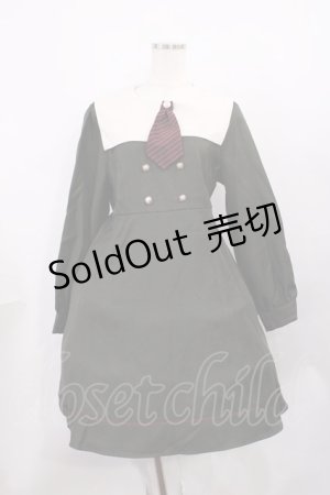 画像: Amavel / タイ付きセーラーワンピース Free カーキ H-26-01-27-1025-CA-OP-NS-ZH