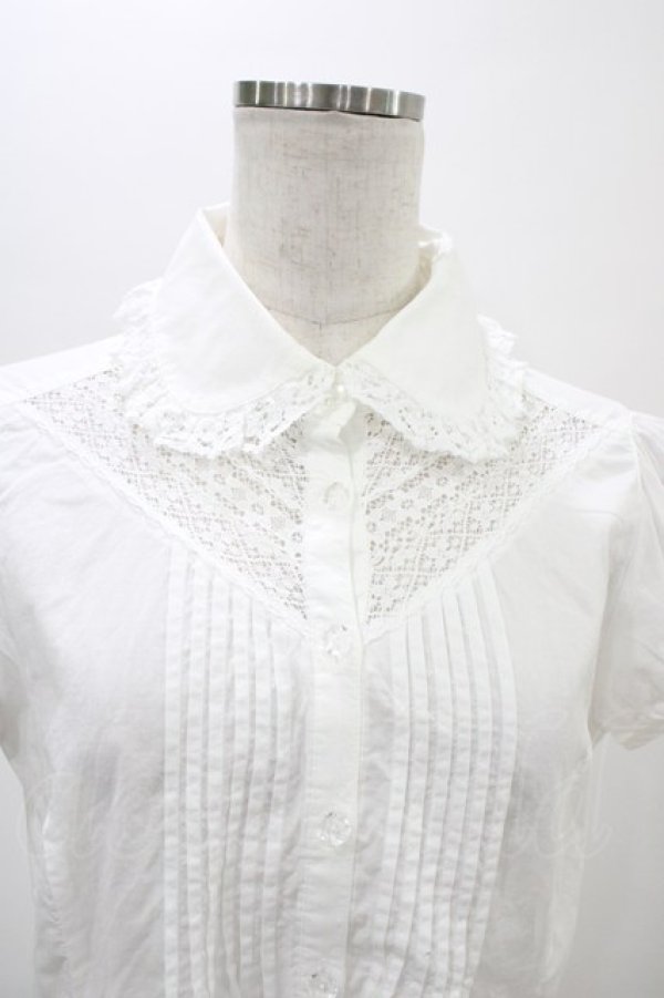 画像3: Emily Temple cute / レース切替ピンタックパフブラウス  ホワイト H-26-02-01-1041-ET-BL-KB-ZH (3)