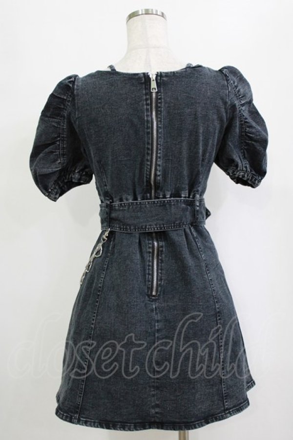 画像3: pium / クロステープベルトミニワンピース FREE ブラックデニム H-26-02-03-029-0-OP-YZ-ZH (3)