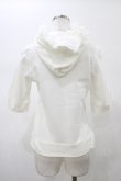 画像2: Jane Marple / レースフード半袖パーカー  オフホワイト H-26-02-03-1060-JM-TO-KB-ZH (2)