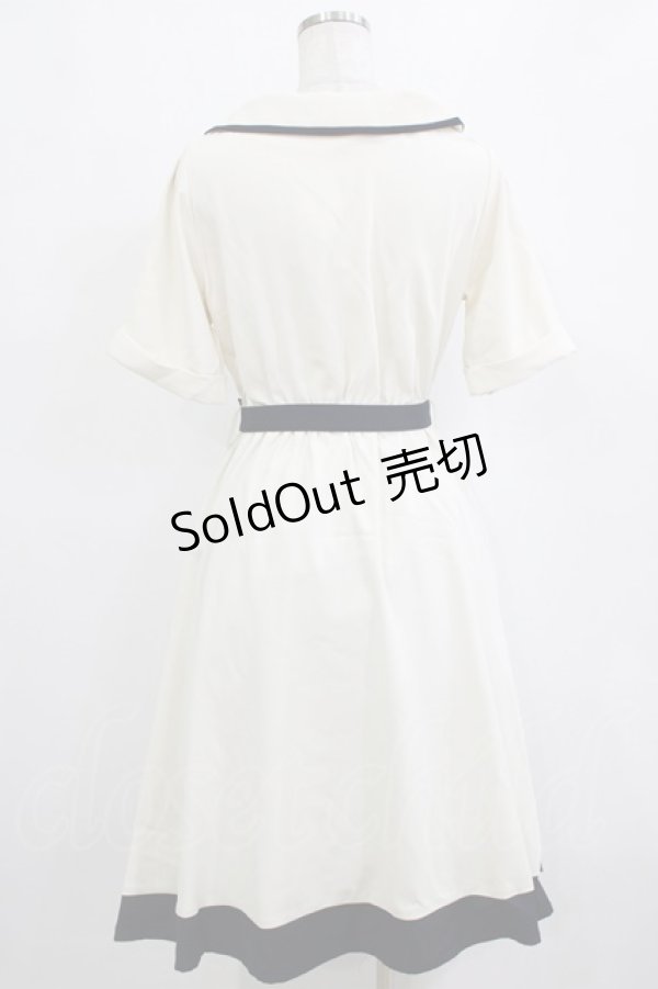 画像3: Fi.n.t / サイド衿バイカラーワンピース Free OFF×NAVY H-26-02-03-015-CA-OP-NS-ZH (3)