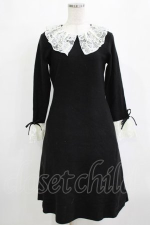 画像: an another angelus / フレアーレース衿ニットワンピース Free BLACK H-26-02-03-023-CA-OP-NS-ZH