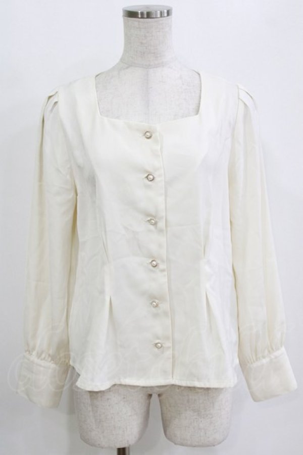 画像1: Fi.n.t / パール釦前あきブラウス Free IVORY H-26-02-04-061-CA-BL-NS-ZH (1)