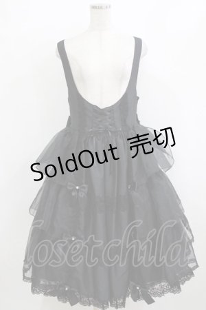 画像: metamorphose / 【プラスサイズ】Mellifluous フロントあきフリルジャンパースカート プラスサイズ ブラック H-26-02-05-1016-ME-OP-NS-ZH