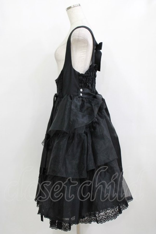 画像2: metamorphose / 【プラスサイズ】Mellifluous フロントあきフリルジャンパースカート プラスサイズ ブラック H-26-02-05-1016-ME-OP-NS-ZH (2)