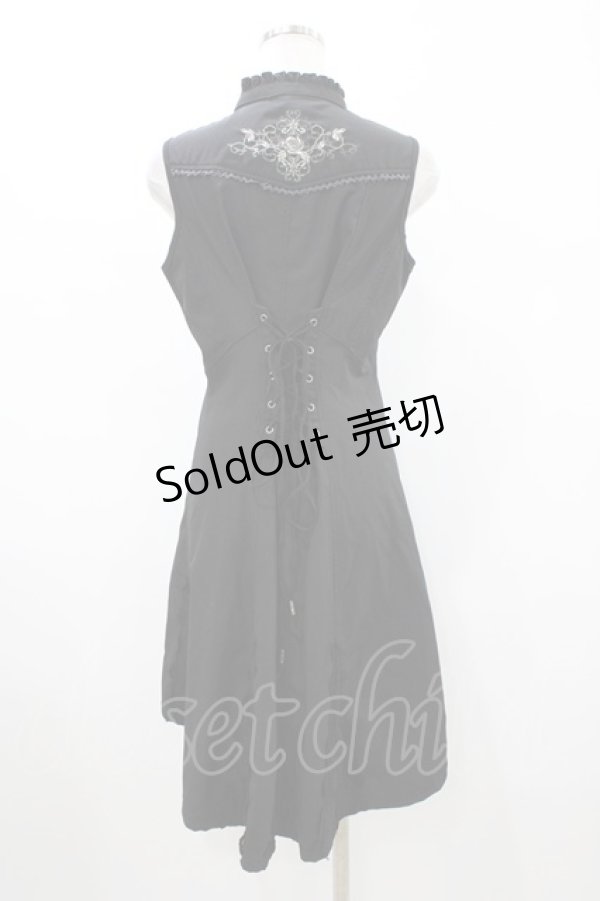 画像2: Ozz oneste / フィッシュテールロングノースリーブブラウス  ブラック H-26-02-07-1034-OO-BL-KB-ZH (2)