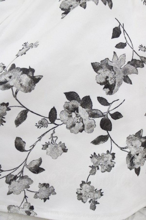 画像4: couture BY ROJITA / レーシーティアードミニスカート Free アイボリー/花柄 H-26-02-07-010-GO-SK-NS-ZH (4)