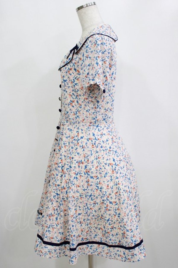 画像2: Fi.n.t / リボン衿花柄ワンピース Free オフ H-26-02-08-034-CA-OP-NS-ZH (2)