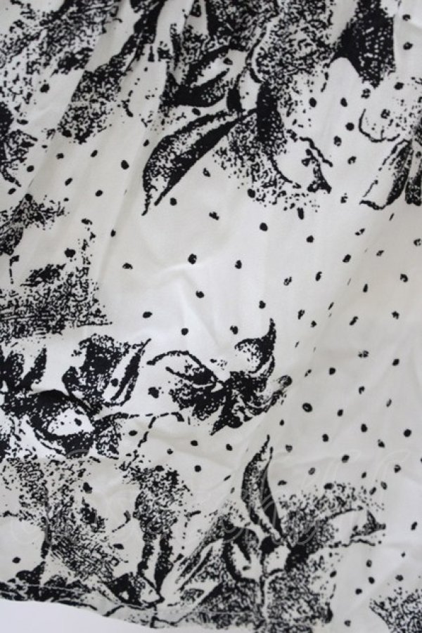 画像3: An MILLE / プリーツカコウフラワーワンピース Free オフ/ブラック H-26-02-09-024-EL-OP-NS-ZH (3)