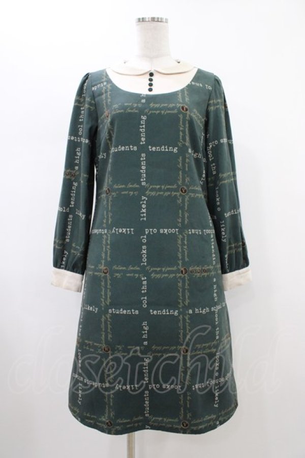 画像1: Fi.n.t / ヨーク切替タイプライター柄ワンピース Free グリーン H-26-02-09-030-CA-OP-NS-ZH (1)