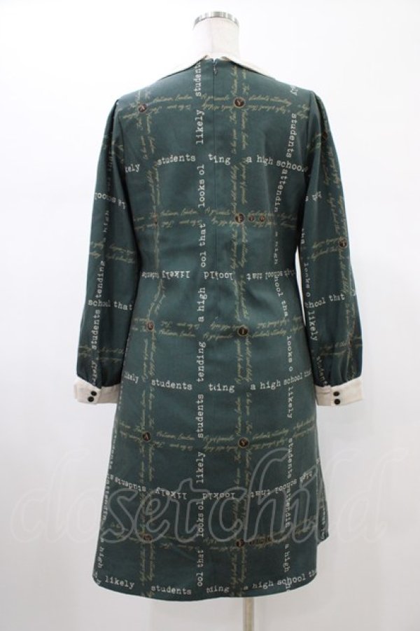 画像2: Fi.n.t / ヨーク切替タイプライター柄ワンピース Free グリーン H-26-02-09-030-CA-OP-NS-ZH (2)