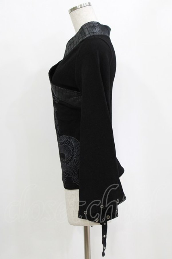 画像2: Qutie Frash / 着物オフショルショートカーデ  黒×赤 H-26-02-11-040-QU-TO-AK-ZH (2)