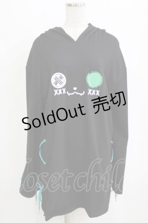 画像: NieR Clothing / プリントプルパーカー  黒 H-26-02-11-050-PU-TO-AK-ZH