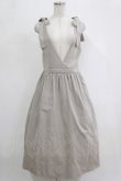 画像1: merry jenny / ショルダーリボンジャンパースカート  ライトグレー H-26-02-11-009-LO-OP-KB-ZH (1)