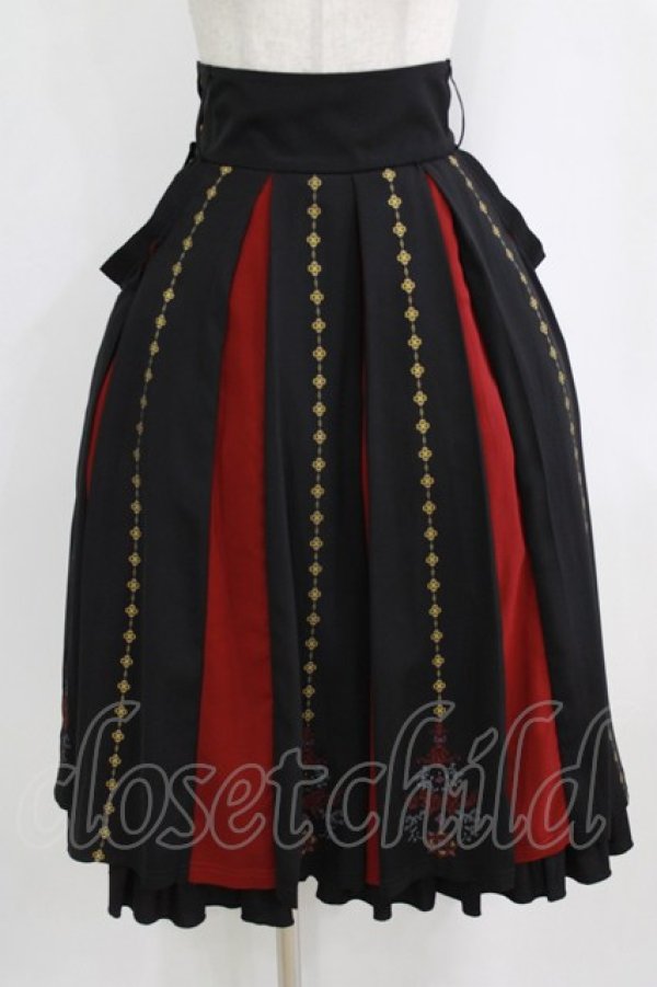 画像1: Ozz oneste / 霧蝶刺繍入り袴風プリーツスカート  黒×赤 H-26-02-11-019-OO-SK-KB-ZH (1)