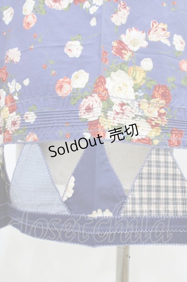 画像2: PINK HOUSE / パッチワーク花柄ストール  ブルー H-26-02-12-1022-LO-ZA-NS-ZH (2)