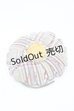 画像: PINK HOUSE / チェック柄フラワーコサージュ  グレー H-26-02-12-1030-LO-AC-NS-ZH